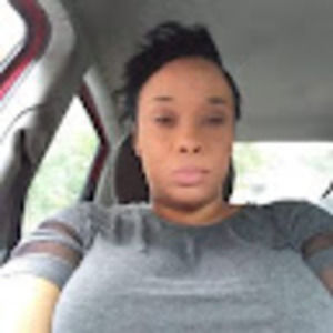 Meet your Posher, Carla